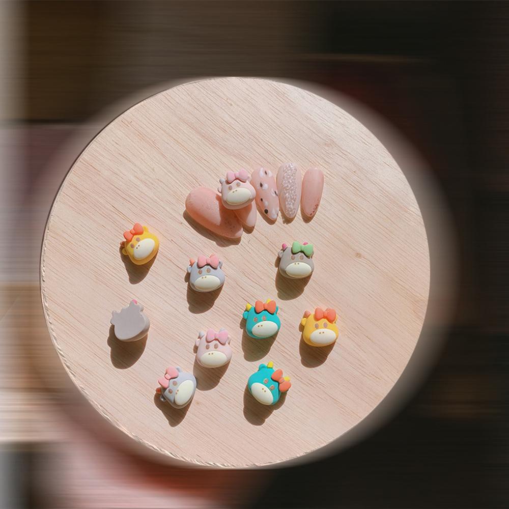 Phụ Kiện Trang Trí Móng Tay Hình Bò Sữa May Mắn Dễ Thương