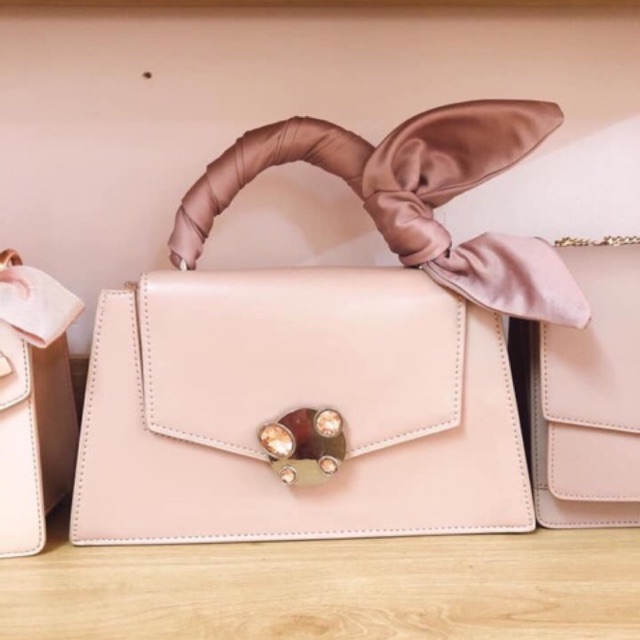 Pass túi cnk auth full box new tag auth mua 1,9tr