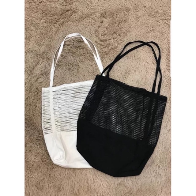 Túi tote lưới đen trắng