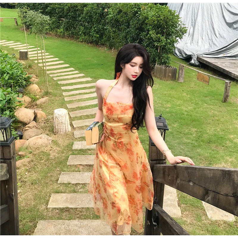 M140 - Đầm voan tơ hoa Ulzzang cổ yếm thắt nơ hở lưng quý phái
