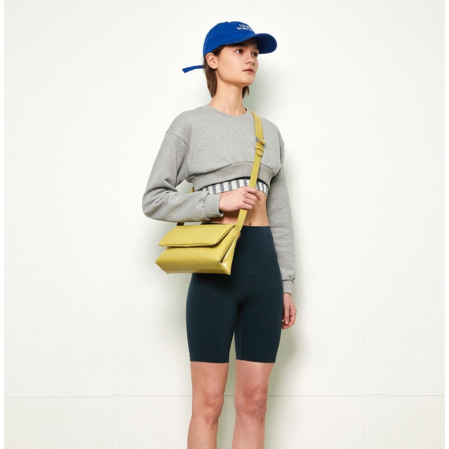 CHÍNH HÃNG TÚI ĐEO CHÉO SAND OIL WENDY REDVELVET