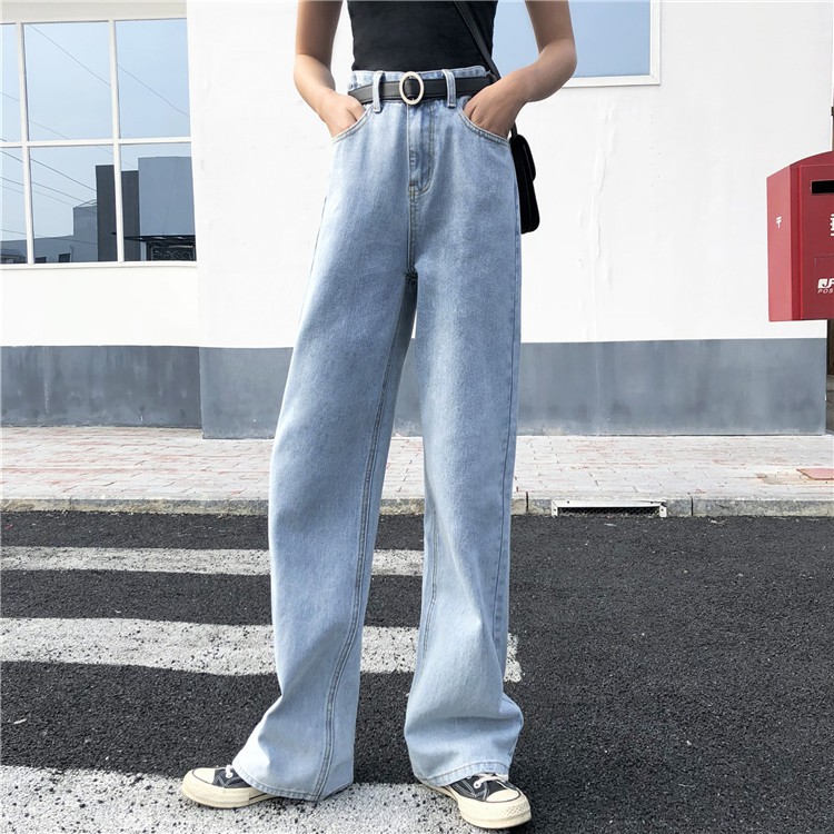 Quần jean nữ ống rộng phong cách retro