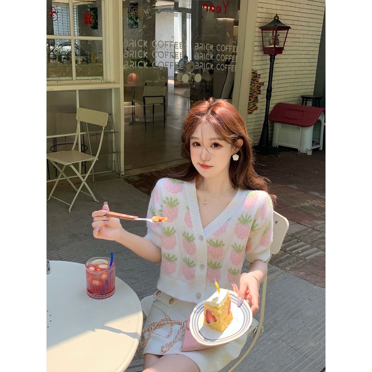 Áo Khoác Len cardigan Cổ Chữ v In Hình Dâu Tây Đáng Yêu Cho Nữ