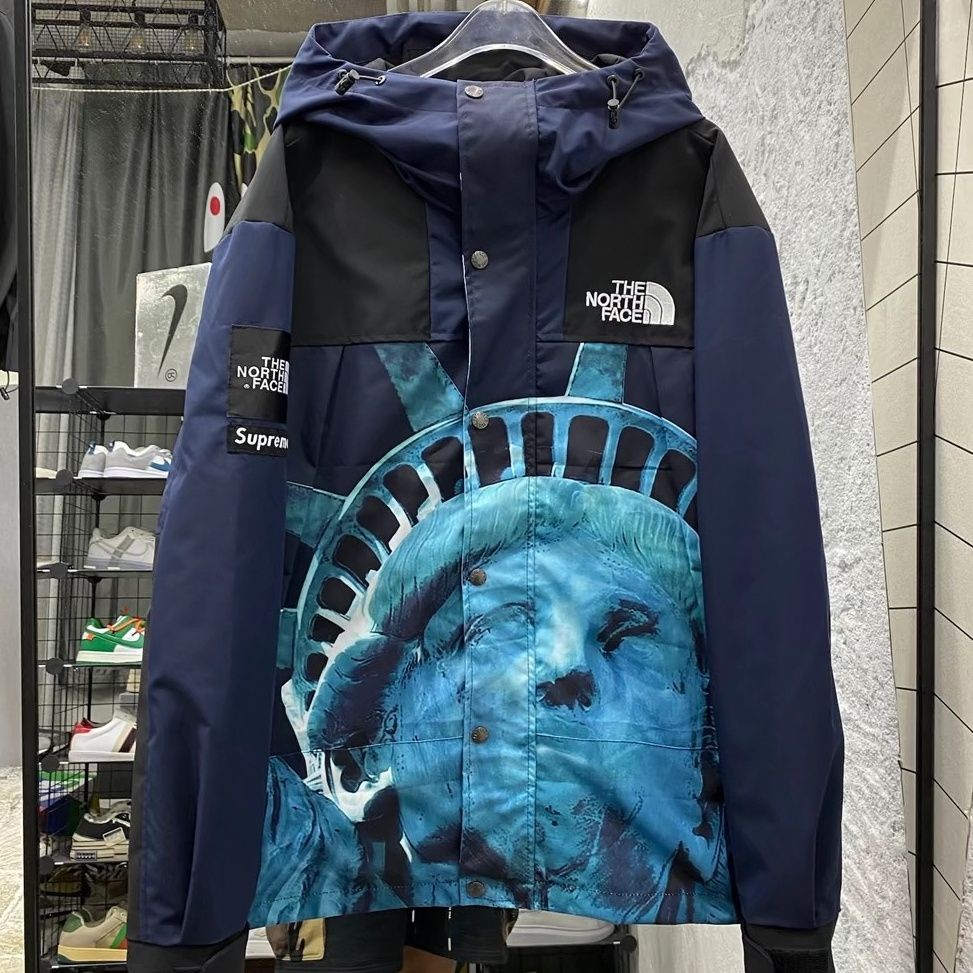 Áo Khoác Gió The North Face Thời Trang Năng Động