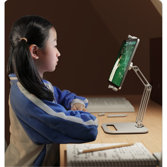 Giá Đỡ iPad Nhôm Kẹp Xoay 360 Độ Gấp Gọn Để Bàn Kiêm Kệ Đỡ Máy Tính Bảng Tablet, Điện Thoại Di Động Đa Năng Cao Cấp P47