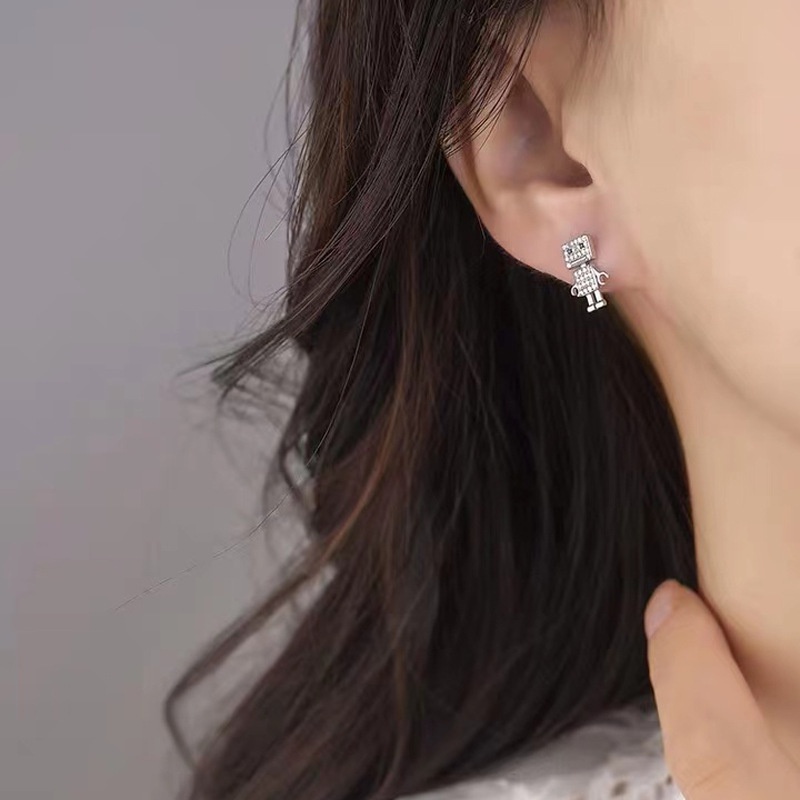 Bông tai hình robot hoạt hình đính đá phong cách Harajuku sang trọng