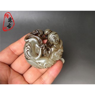 Ngọc bích kiểu cổ xưa độc đáo
