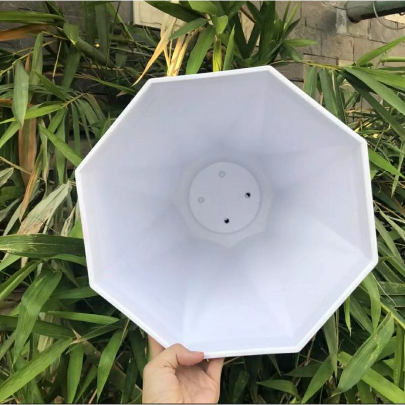 Chậu nhựa 8 cạnh - chậu kim cương kèm dĩa lót đk25x30cm