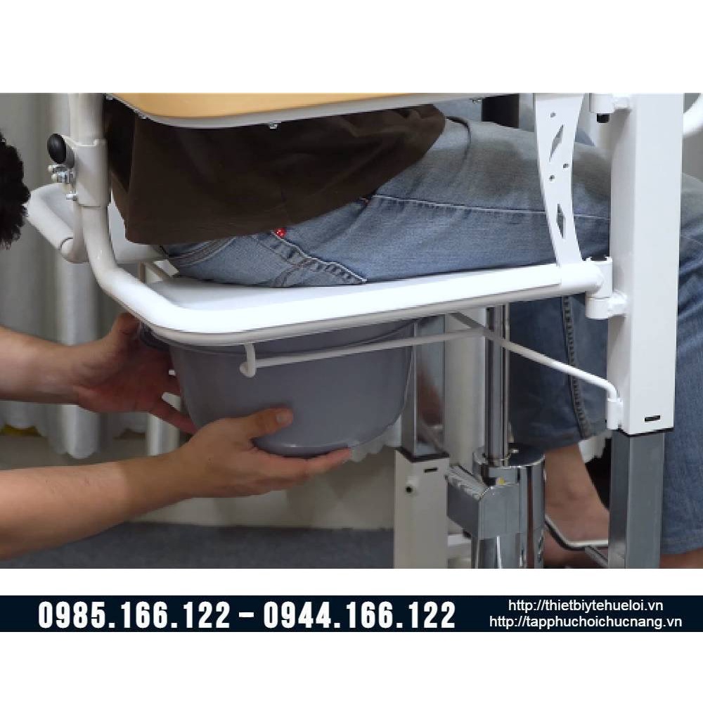 Xe lăn đa năng, xe nâng hạ bệnh nhân có bô vệ sinh, xe lăn ghép 2 mảnh
