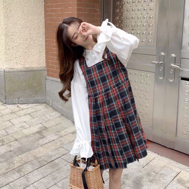Váy yếm kẻ caro style Hàn Quốc siêu hot | BigBuy360 - bigbuy360.vn