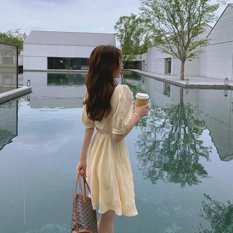 Đầm Tay Phồng Ngắn Hở Lưng Phong Cách Mori Retro Pháp Chất Lượng Cao Dành Cho Nữ