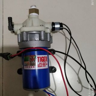 Bơm mini 12v 100w