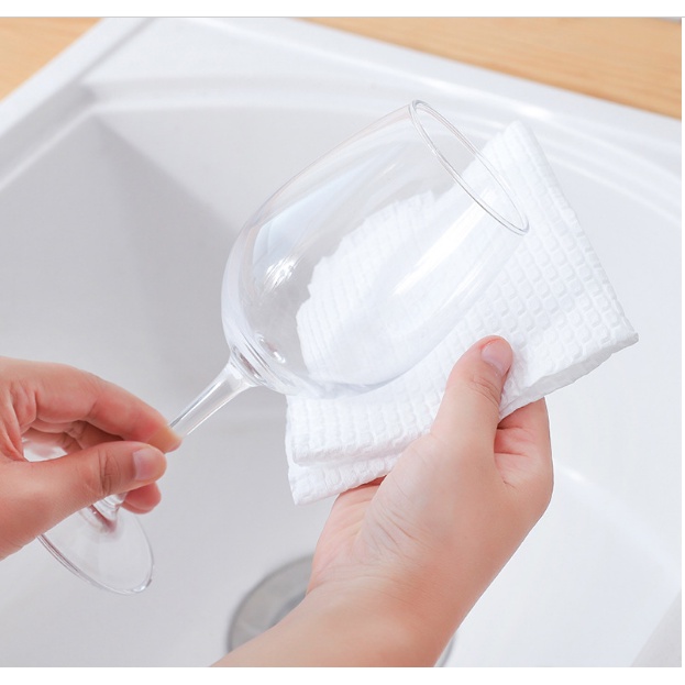 Giấy lau bếp dai, hoa văn dễ thương