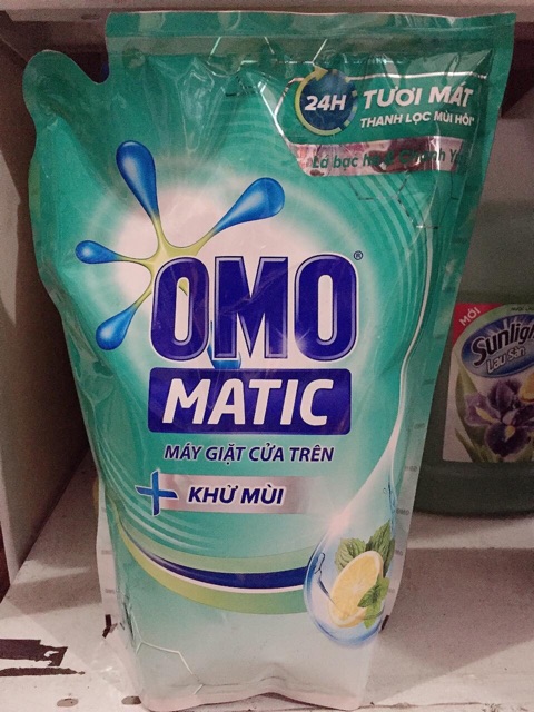 Nước giặt Omo túi 2,4kg
