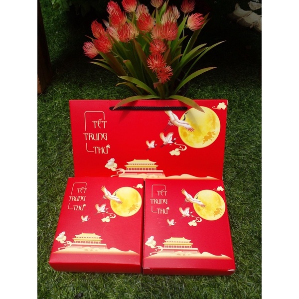 Hộp Trung Thu mẫu mới 2022 (hộp 2 bánh và 1 bánh)