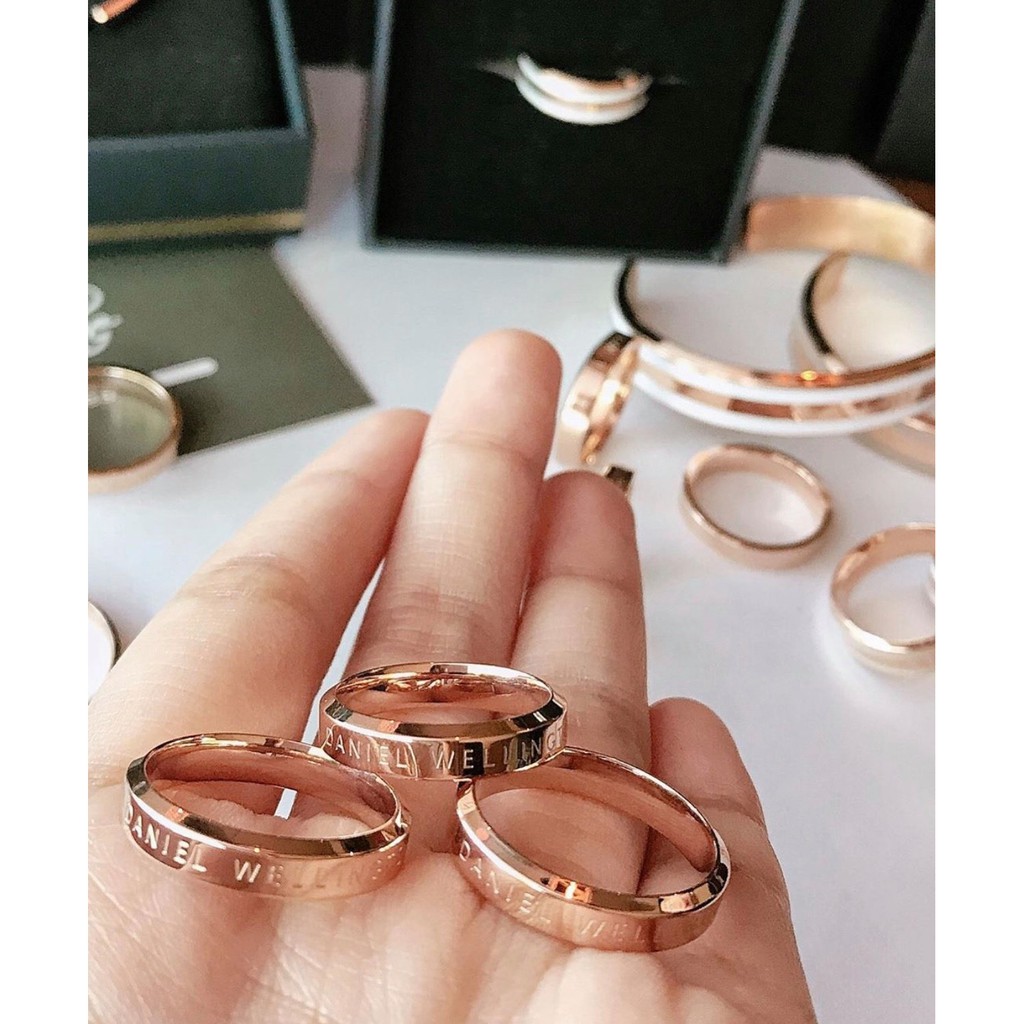 Nhẫn đeo tay nam nữ titan, thép không gỉ, không bay màu, Ring unisex V1 - Bảo hành 12 tháng, có hộp