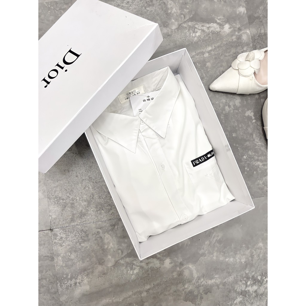 ASM2221 ÁO SƠ MI LOGO PRAD RÚT DÂY CHO NỮ