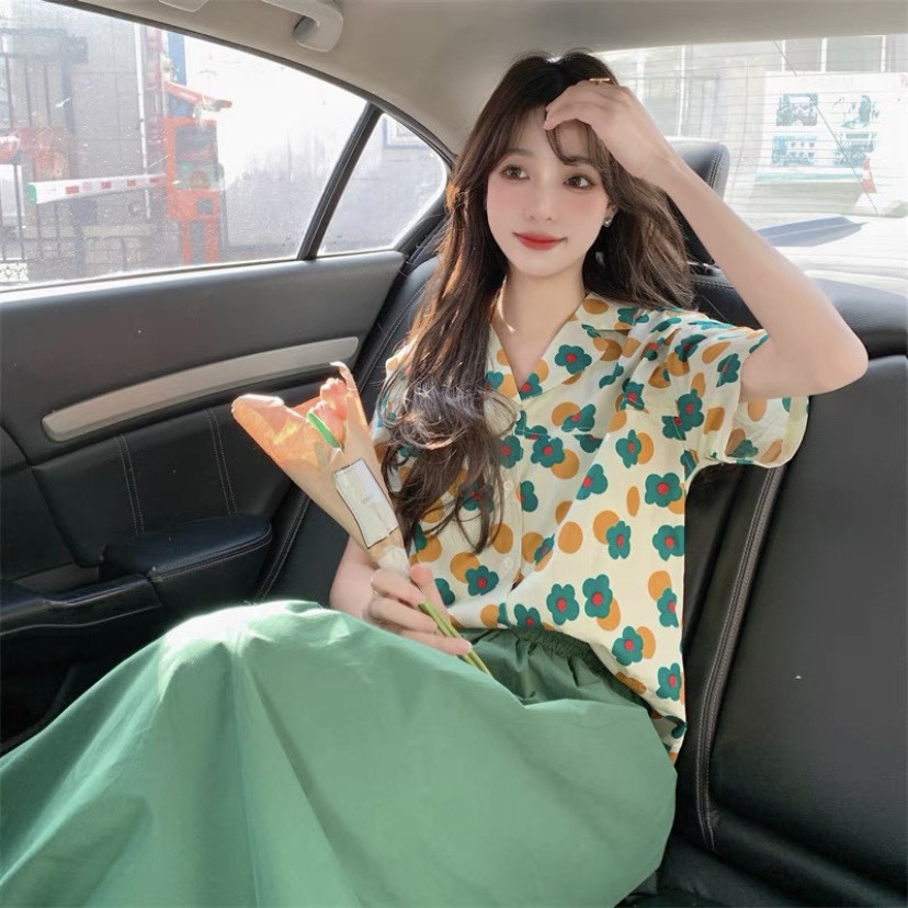 Set váy áo sơ mi thô hoa chân váy trơn màu Ulzznag style🌸Hàng Quảng Châu