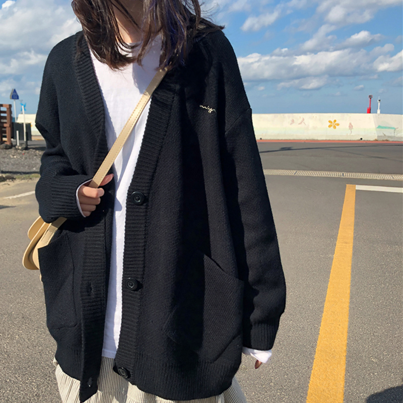 Áo khoác len cardigan cổ chữ v thêu chữ đơn giản kiểu Hàn Quốc