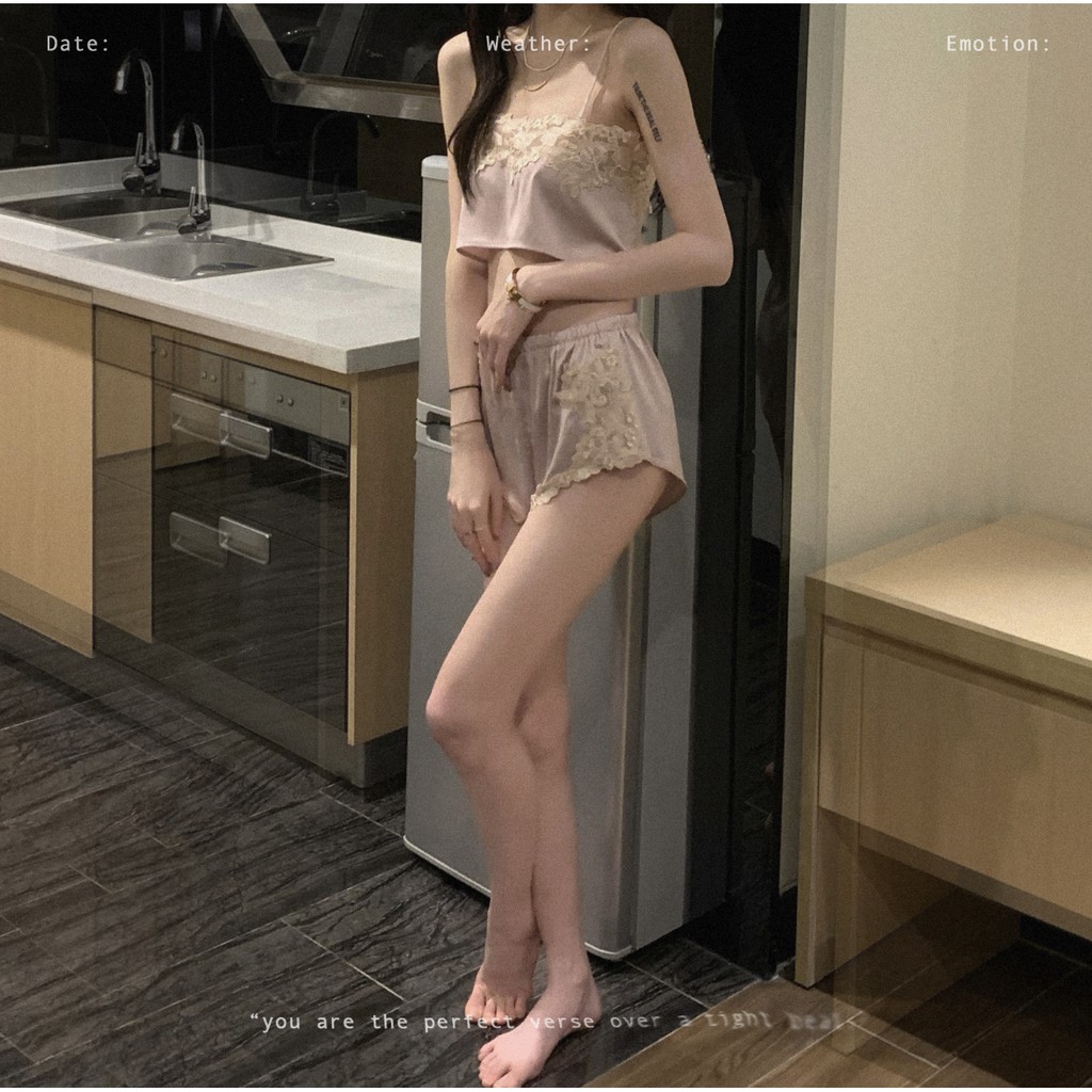 Bộ đồ ngủ hai món viền ren thêu họa tiết gợi cảm phong cách Phương Tây cho nữ (có bán lẻ)