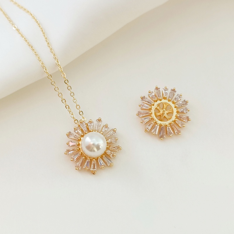 Mặt Dây Chuyền Rỗng Hình Vuông Đính Đá Zircon Hình Hoa Cúc/Lá Hướng Dương Bằng Đồng 14K Màu Sắc Thủ Công