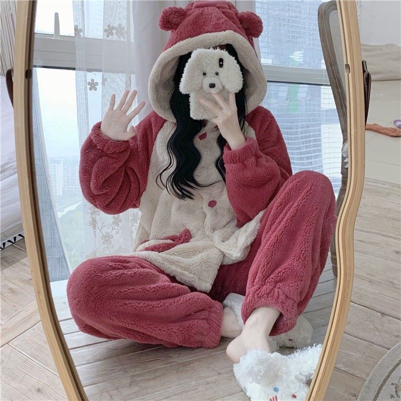 Bộ Đồ Ngủ Chất Nỉ Dày Dặn Thêu Hình Gấu Dễ Thương Thời Trang Mùa Đông Cho Nữ