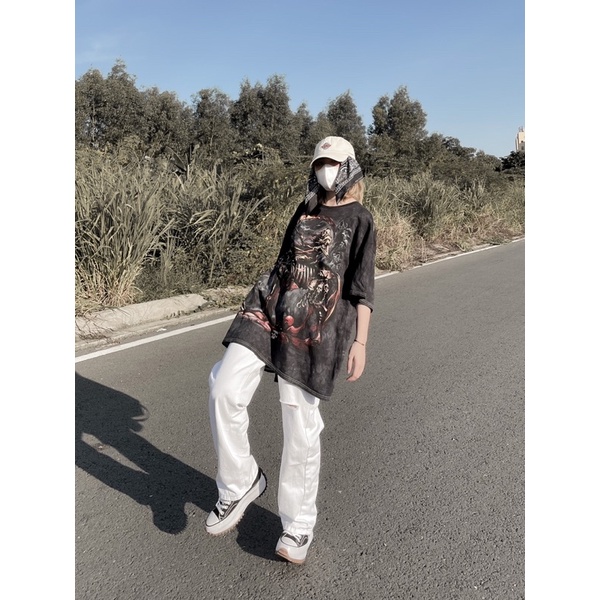 Quần Jean trắng suông rách một bên cá tính (MS3354) | BigBuy360 - bigbuy360.vn