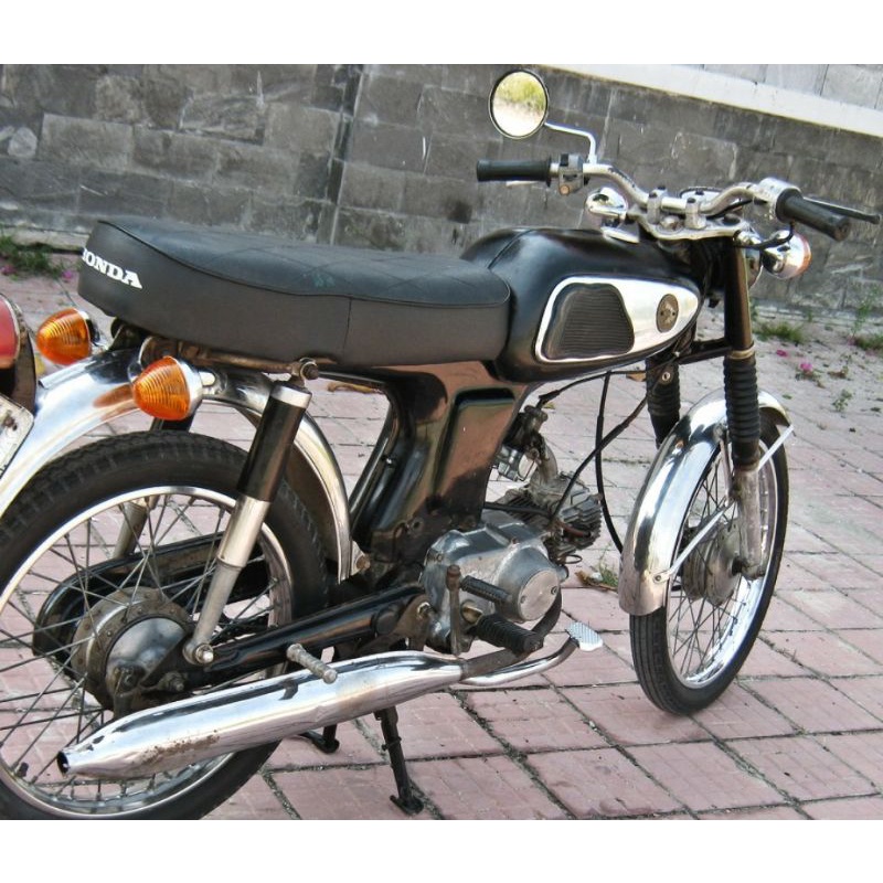 Yên xe 67 độ form đẹp - loại tốt