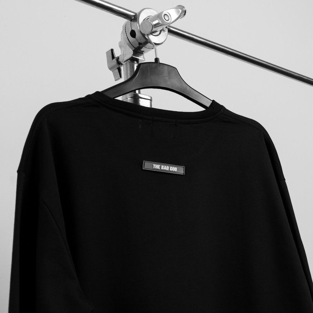 [Mã INCU20 giảm 20K đơn 150K] Áo Sweater The Bad God Gang | BigBuy360 - bigbuy360.vn
