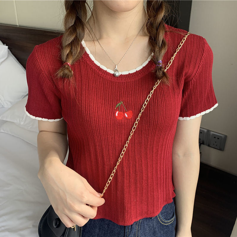 Áo Croptop Nữ Cổ Tròn Tay Ngắn Họa Tiết Cherry Dễ Thương Trẻ Trung