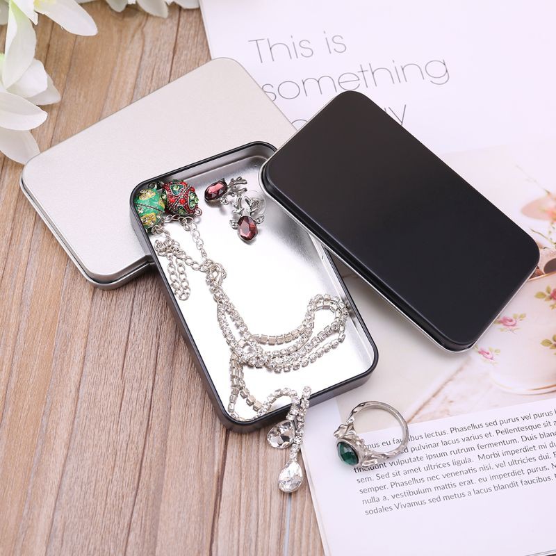 Hộp thiếc đựng đồ trang điểm nhiều ngăn