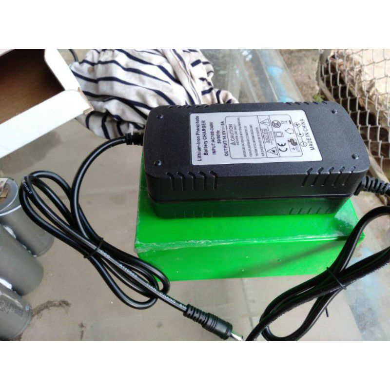 Nạp 14,6v-5a cho hệ pin lifepo4 sắt phốt phát hệ 3,2v