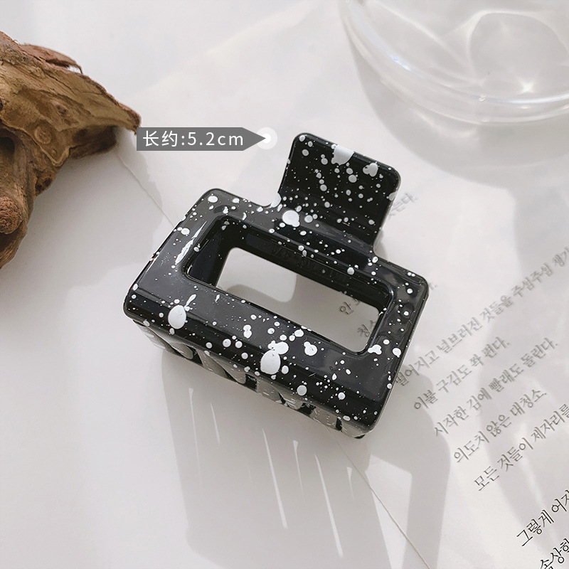 Kẹp tóc hình bò sữa trắng đen phong cách Hàn Quốc