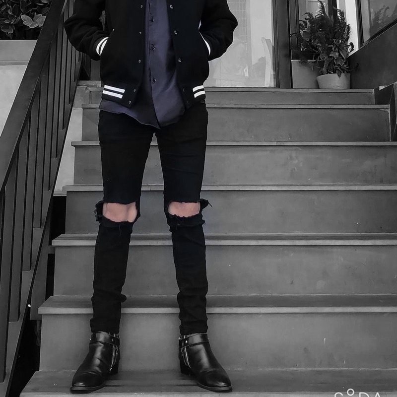 Quần Jean Đen Rách Gối To Phối Boots, Sneaker, Quần Jean Co Dãn