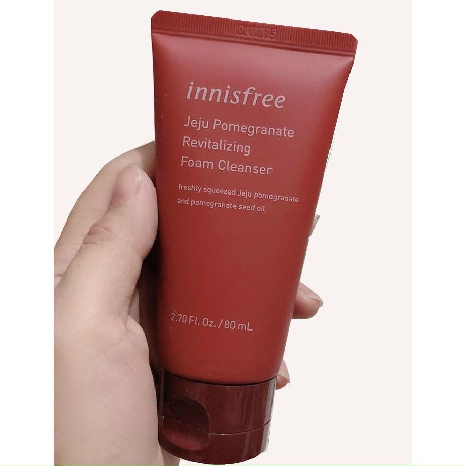 Sữa Rửa Mặt Innisfree Trà Xanh Da Dầu, Lựu Đỏ Cấp Ẩm Chống Lão Hoá