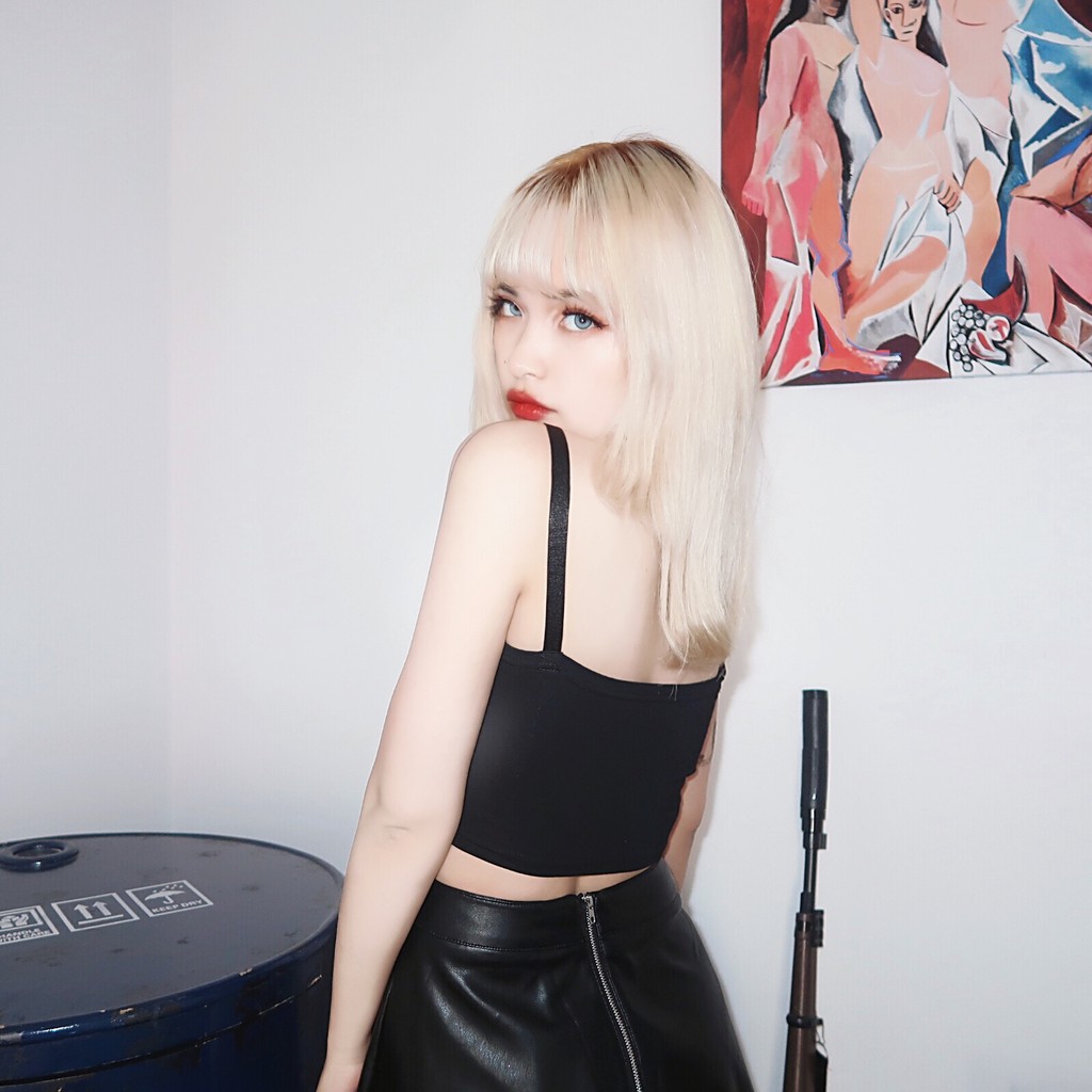 Áo thun croptop ngắn tay thời trang nữ tính | BigBuy360 - bigbuy360.vn