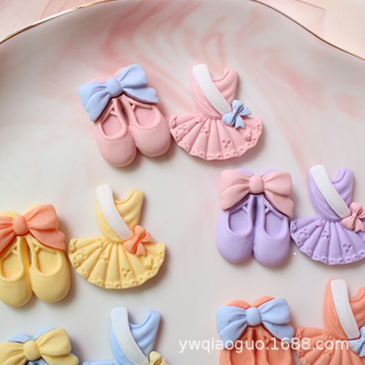 sticker dễ thương , sticker cute công chúa, bup bê, váy guốc cho bé gái, bạn nữ koro cross