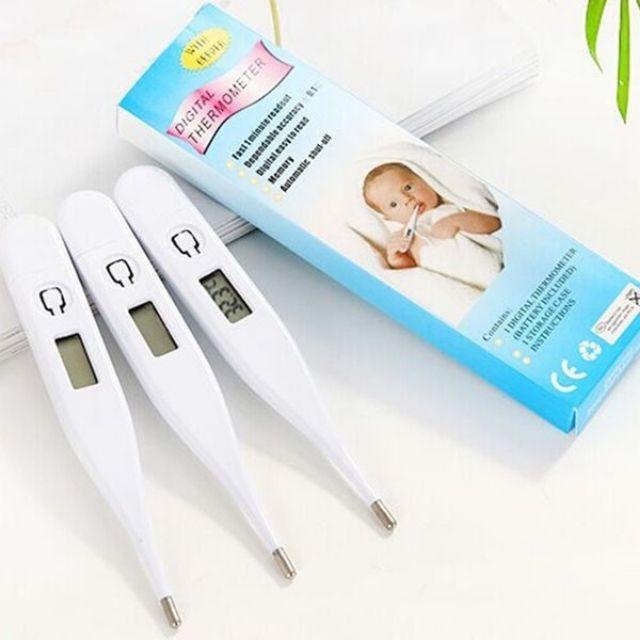Nhiệt kế điện tử đo cơ thể bé