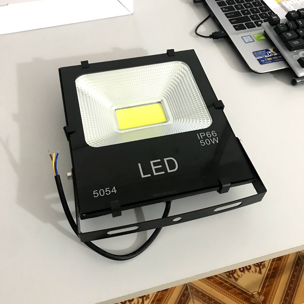 Đèn led ngoài trời 50W IP67 cao cấp - WEELED