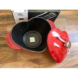 Nồi Gang Staub Trái Tim 20cm đỏ Cherry