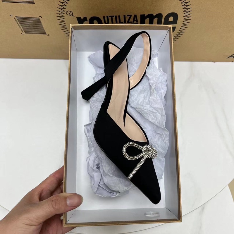 Giày đính đá nơ Za