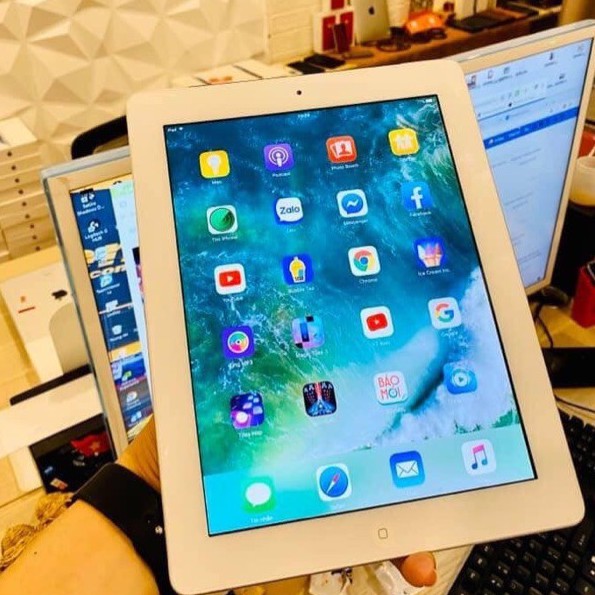 Máy tính bảng giá rẻ - IPad 2  9.7 inh siêu bền cho bé học và chơi game | hỗ trợ tải ứng dụng cơ bản - Tặng kèm dây sạc | WebRaoVat - webraovat.net.vn