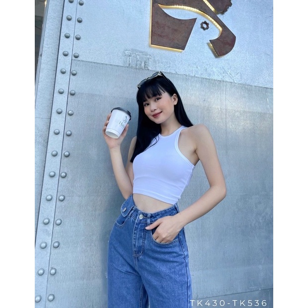 ÁO CROPTOP 3 LỖ [Moment House]