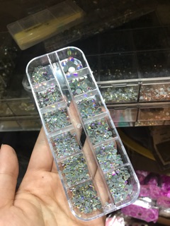 Đá chân keo hộp