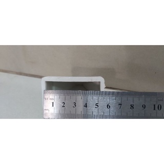 BỊT SẮT NHỌN BẰNG NHỰA TRẮNG (Bịt Ngoài/bịt trong cây sắt)