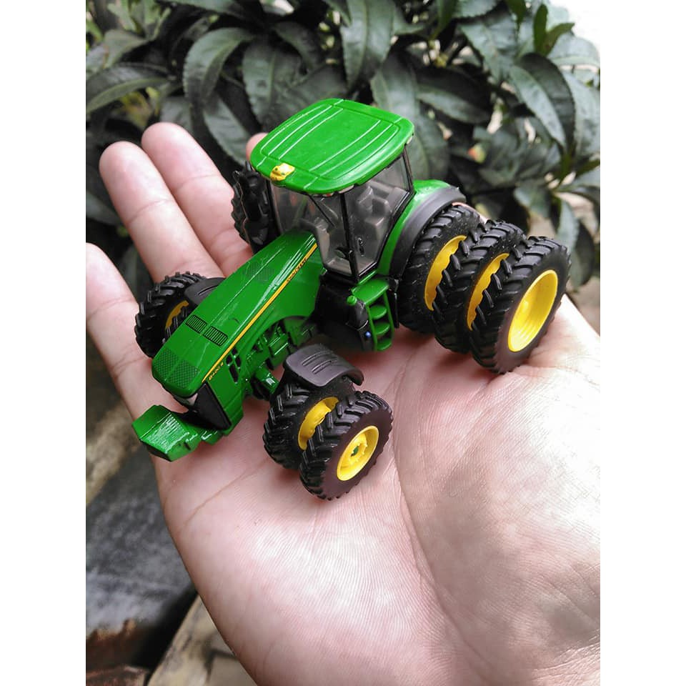 mô hình xe máy cày John Deere 8400R 10 bánh xe