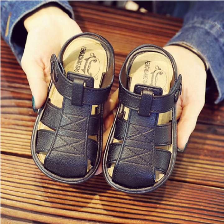 Thanh lý Dép rọ mùa hè cho bé