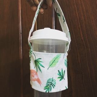 Quai vải đựng ly trà sữa bảo vệ môi trường