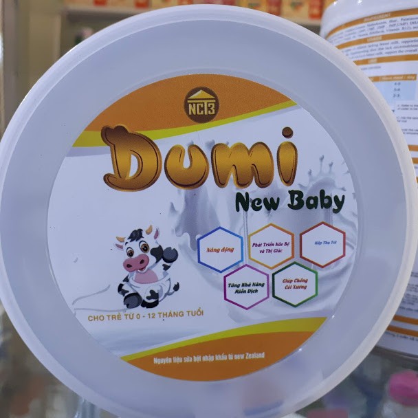 Sữa bột Dumi new baby 900g