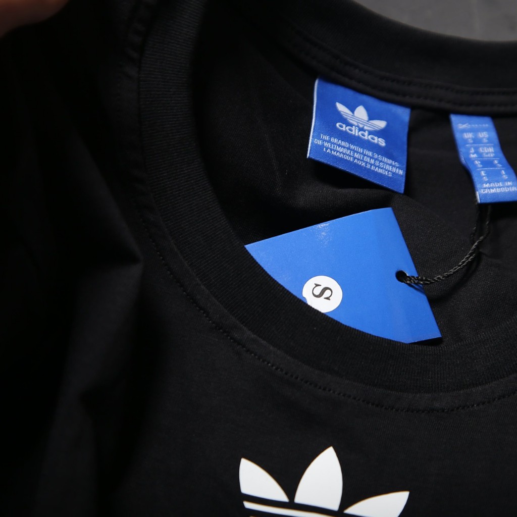 Áo thun nam tay ngắn COTTON co giãn - áo phông nam cổ tròn nam nữ- in hình họa tiết - 2 mầu : Trắng - Đen | BigBuy360 - bigbuy360.vn